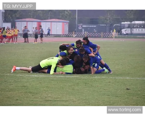 上海与深圳激战正酣比赛结果揭晓引发球迷热议与期待